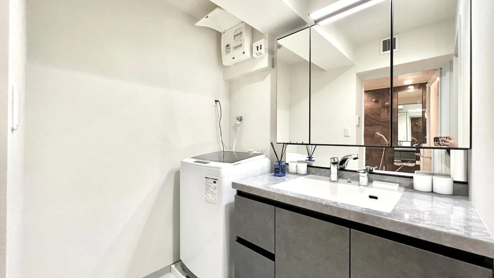 Sugamo House Apartment Tokyo 0*,  Japan
